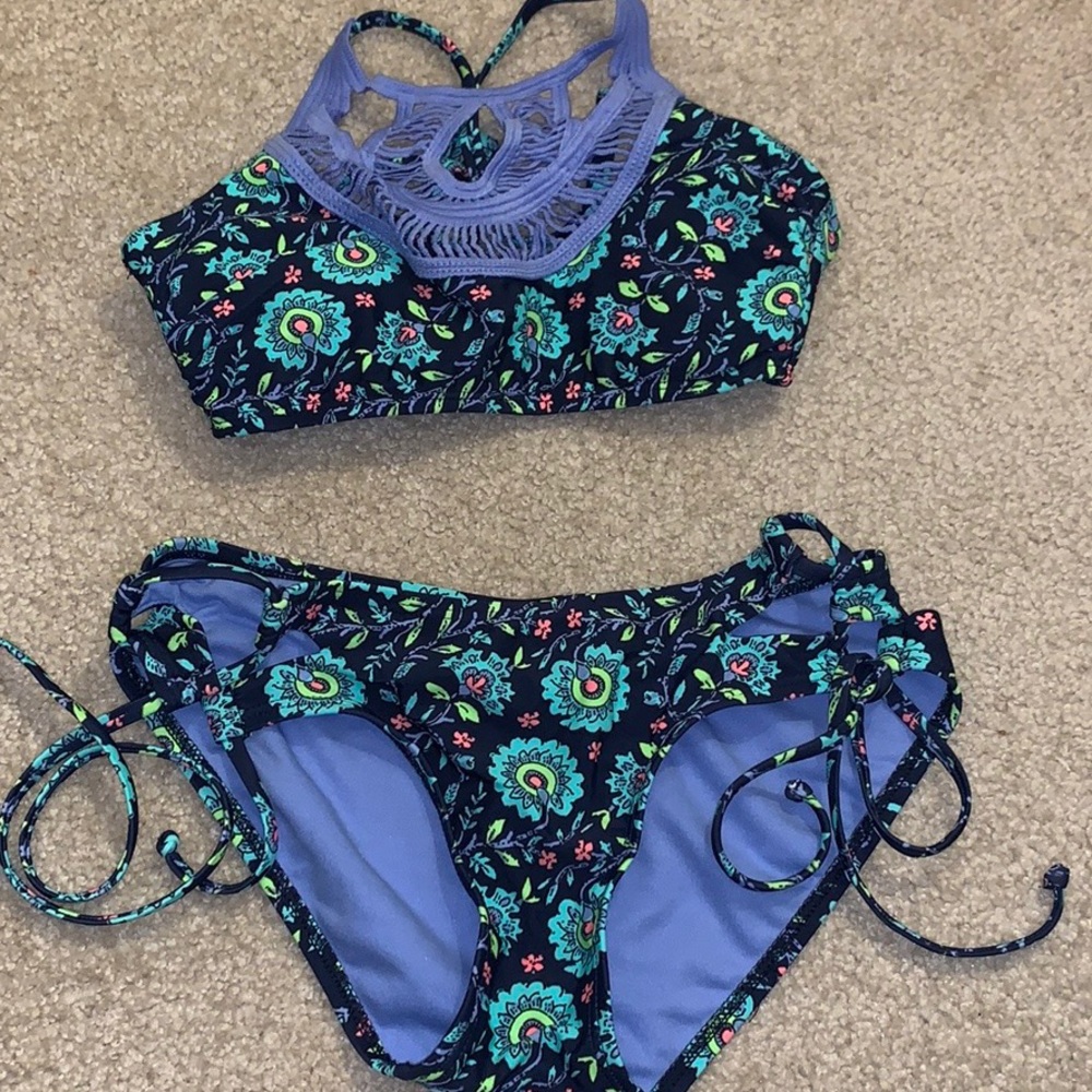 bathing suit